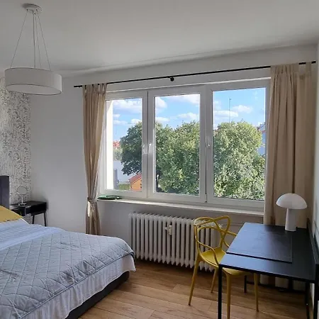 Przy Fontannie W Mragowie *